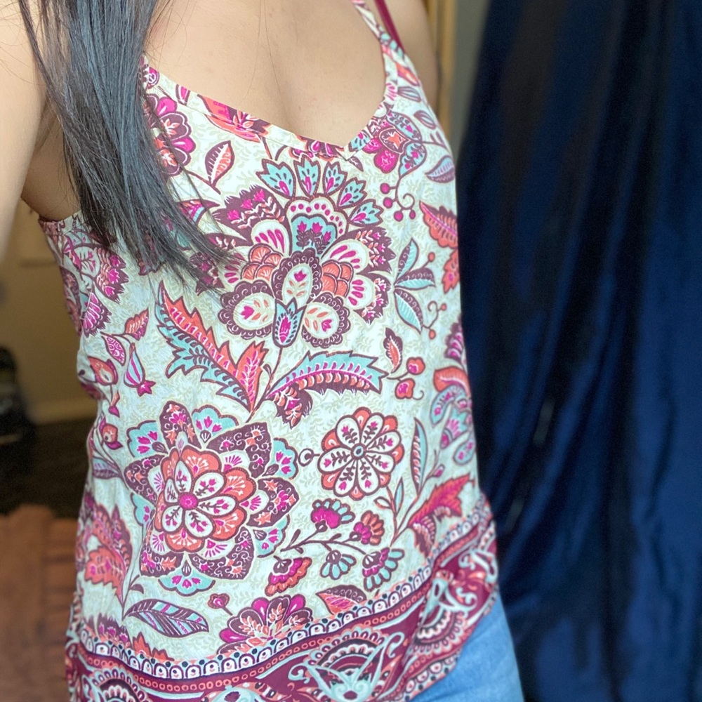 hollister tank !!